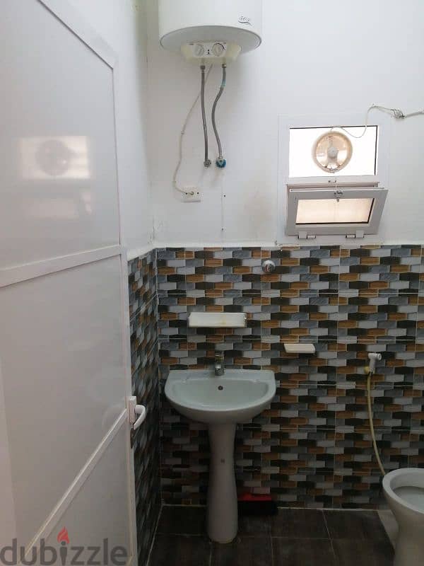 2 Rooms with toilets and kitchen nea Seeb Market 2