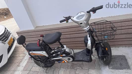 electric scooter for 75  R