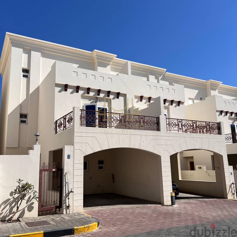 Excellent 4+1 BR BR Townhouses for Rent in Madinatl Al Illam 1