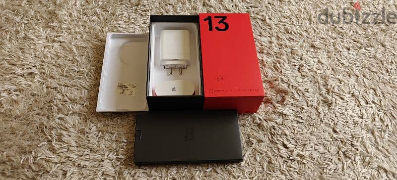 OnePlus 13-5G Dual Sim 256GB Global Version Brand New Used Twice 13