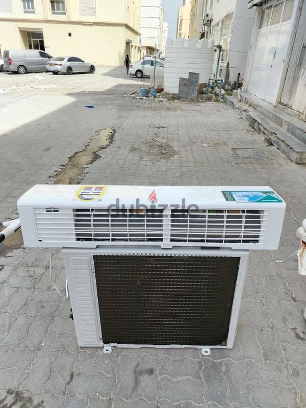 2 ton Good condition like new 5 years warranty available 3