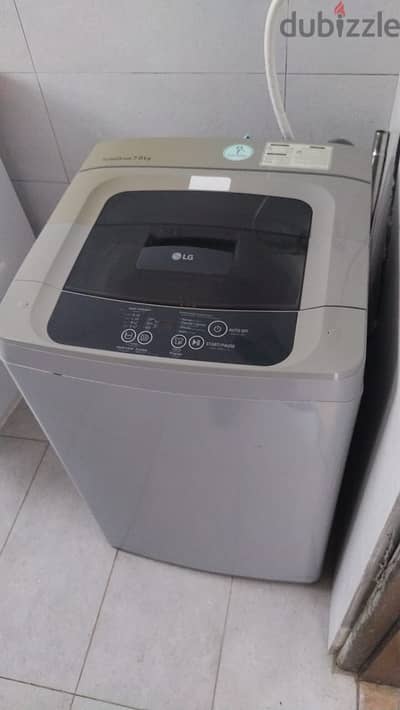 washing machine lg automatic and good condition.