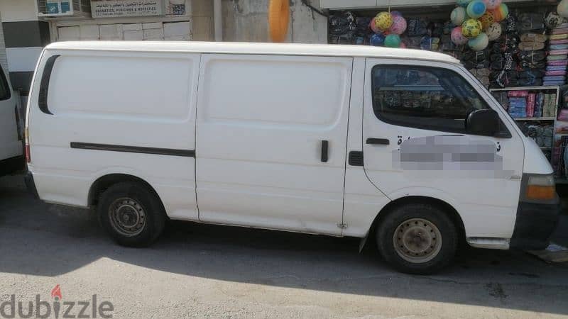 Toyota van 0