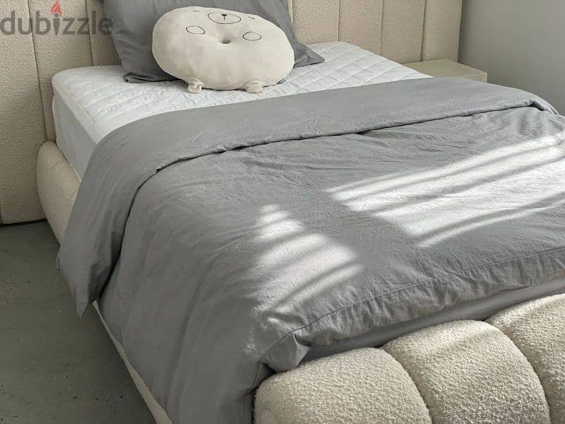 سرير قماشي  fabric bed ( أنظر الوصف) (mor details in description) 1