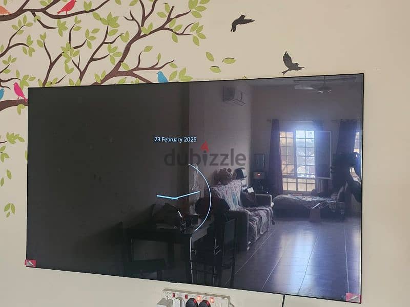 LED SMART SLIM TELEVISION 1