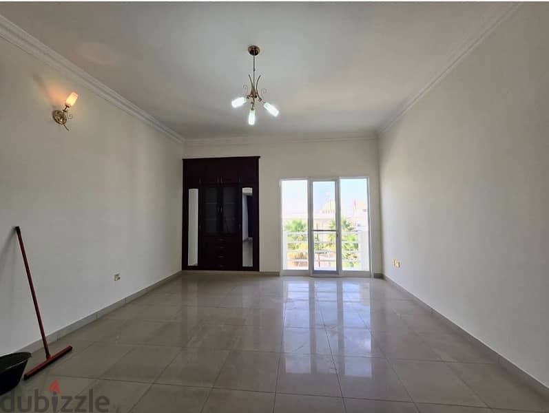 Tabarak are pleased to present this 4bhk villa in compound in Al Qurum 4