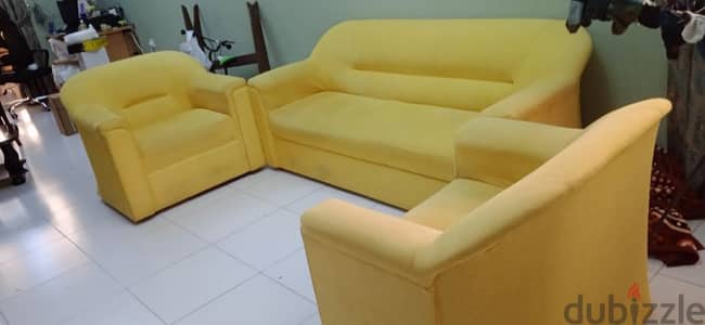 3+1+1 Sofa Set & Dining Table + 4 nos Chaor