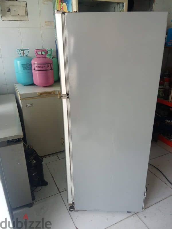 Sanyo Family Size Fridge For Sale! 2