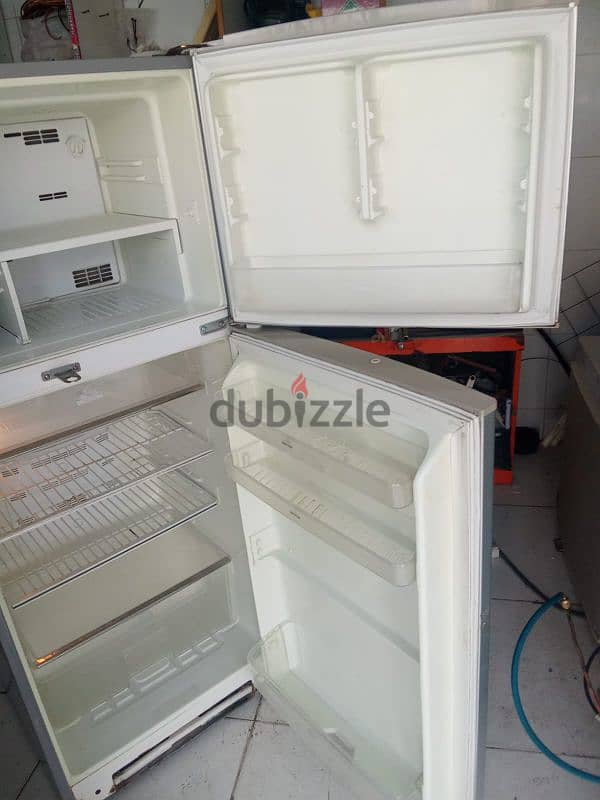 Sanyo Brand Family Size Fridge For Sale Price Just 45 OMR 2