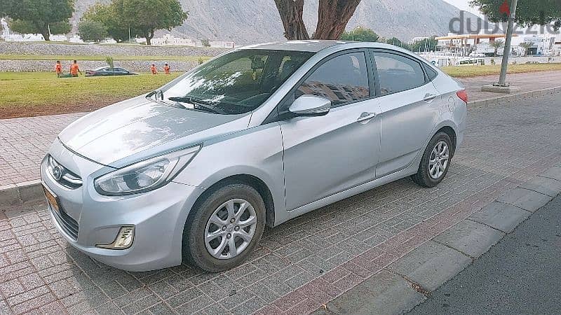 Urgently For Sale Hyundai 1.6 Accent Model 2016 4