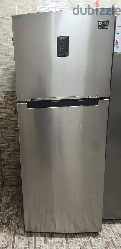 refrigerator in good condition 2