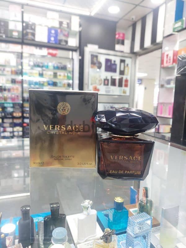 Versace Cryatal Noir 90ml EDT 4