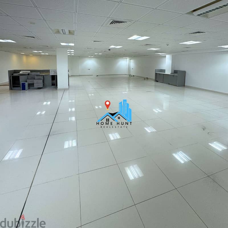 QURM | 555 SQM BEAUTIFUL OPEN SPACE OFFICE IN PRIME LOCATION 4