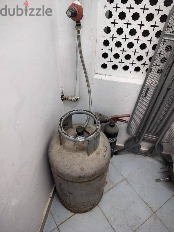 gas cylinder 0