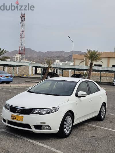 Kia Cerato 2012 lady owner no accident Full ok