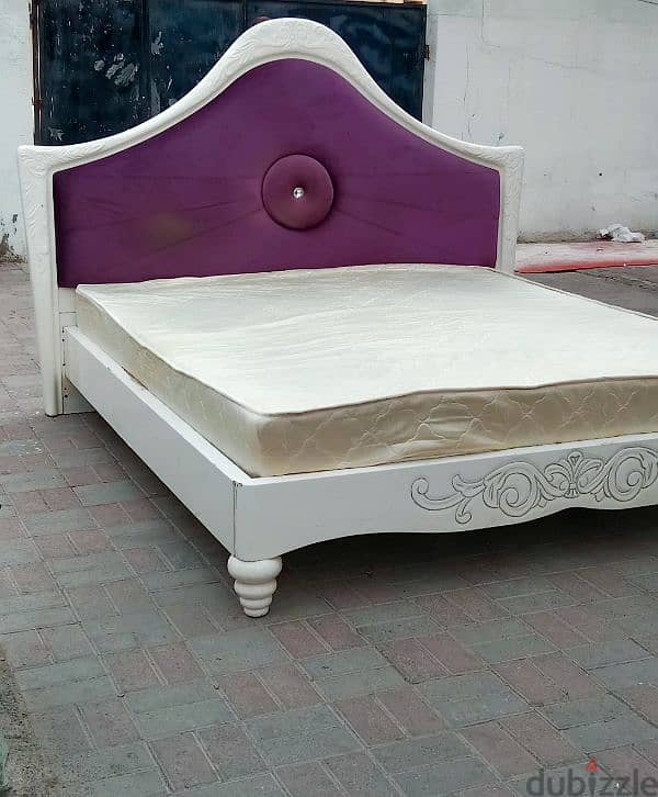 Bed With mattress 0