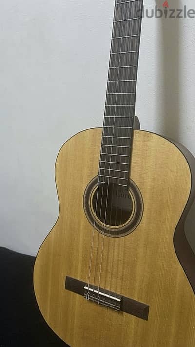 classical guitar جيتار كلاسيكي