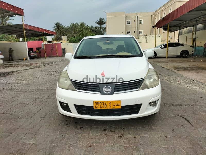 Nissan Tiida 2012 0