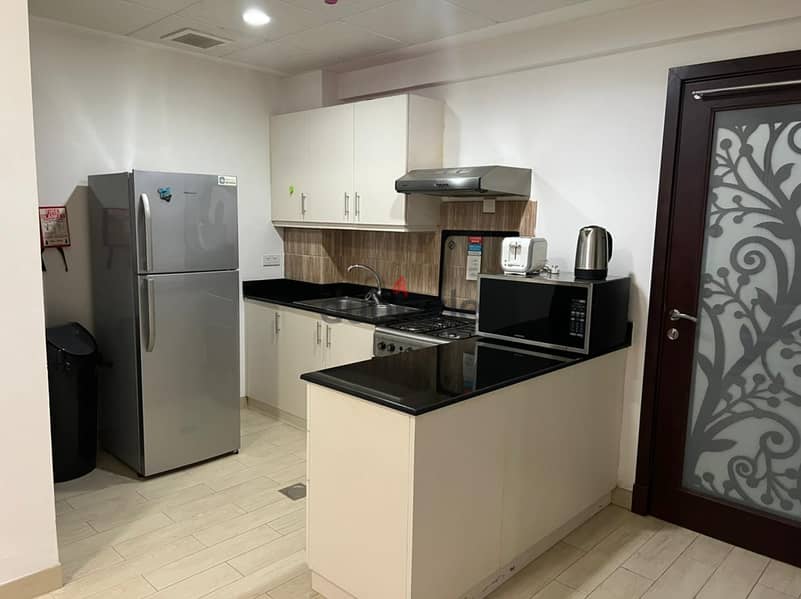 1-room apartment for rent, semi-furnished, in Bawshar, opposite Dolphi 2