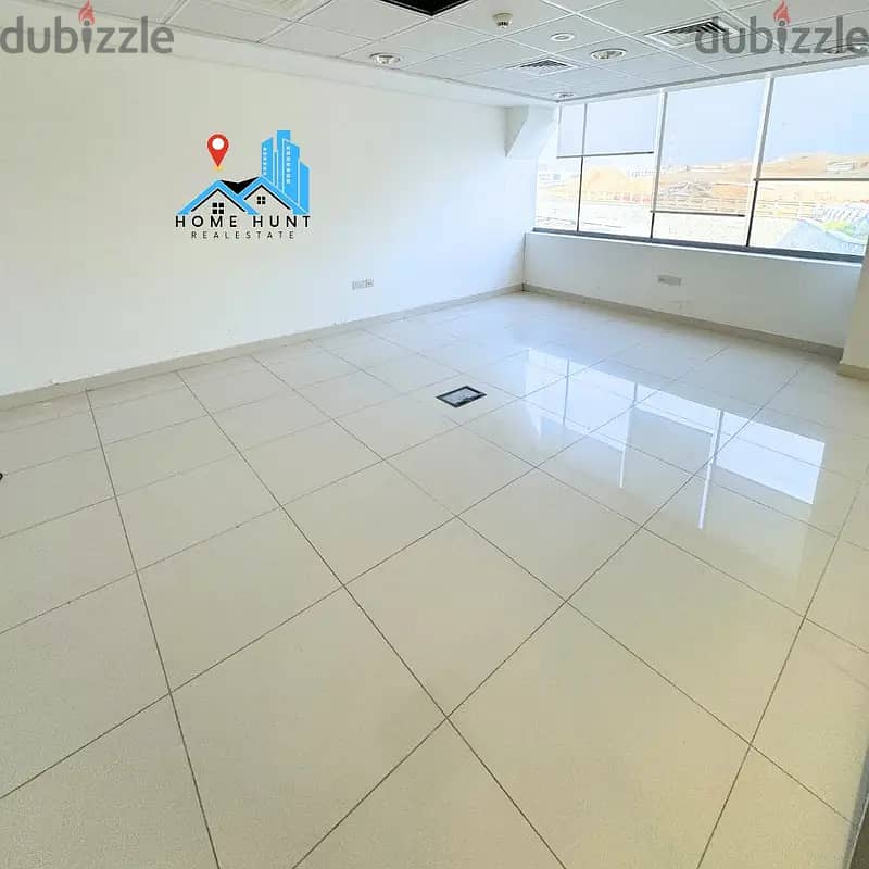 AL QURUM | 555 SQM SPACIOUS OPEN SPACE OFFICE IN PRIME LOCATION 4