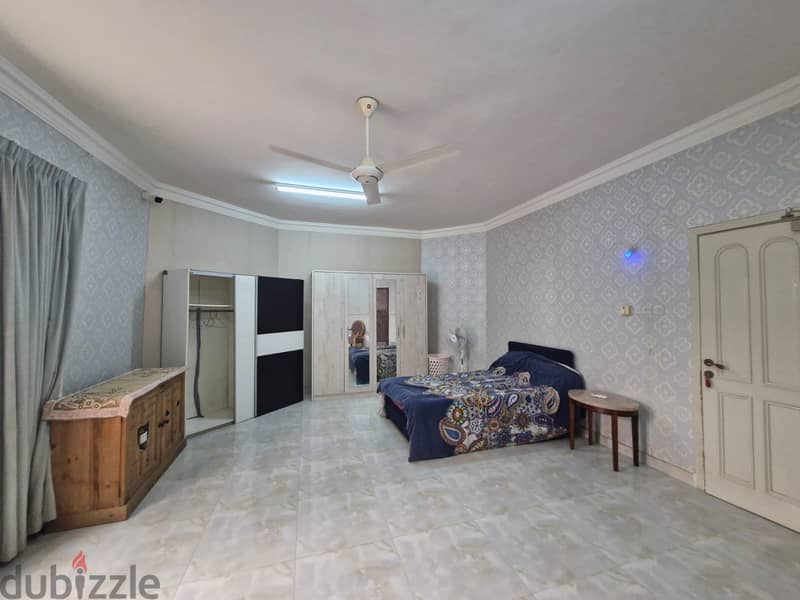 2 + 1 BR Ground Floor Furnished Flat with Garden in Qurum 29 10