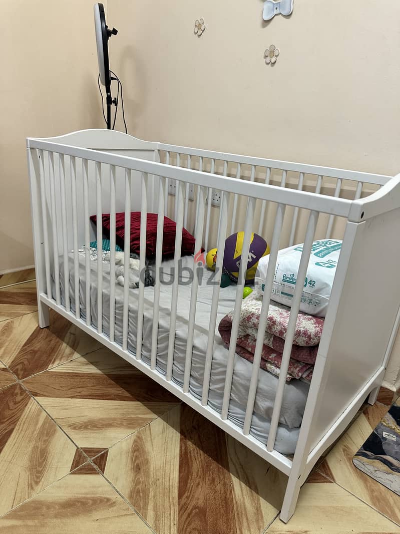 Ikea Baby crib with two mattresses 3