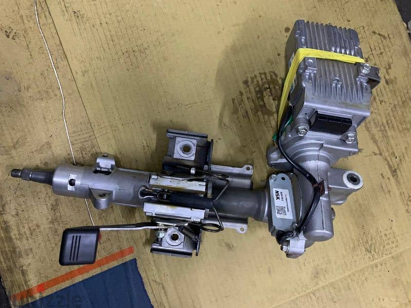 Toyota RAV4 2015 model  khaleeji steering motor full set 2