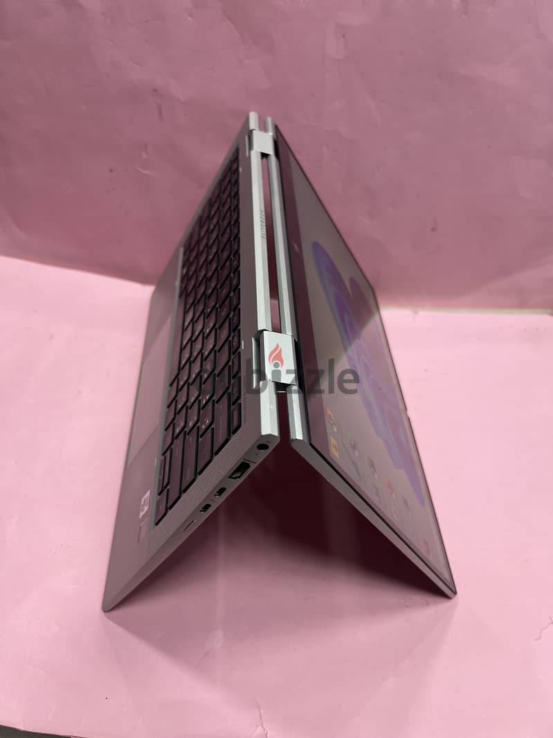 11th GEN X360 TOUCH CORE i5 16GB RAM 512GB SSD NVMe 13.5 INCH SCREEN 1