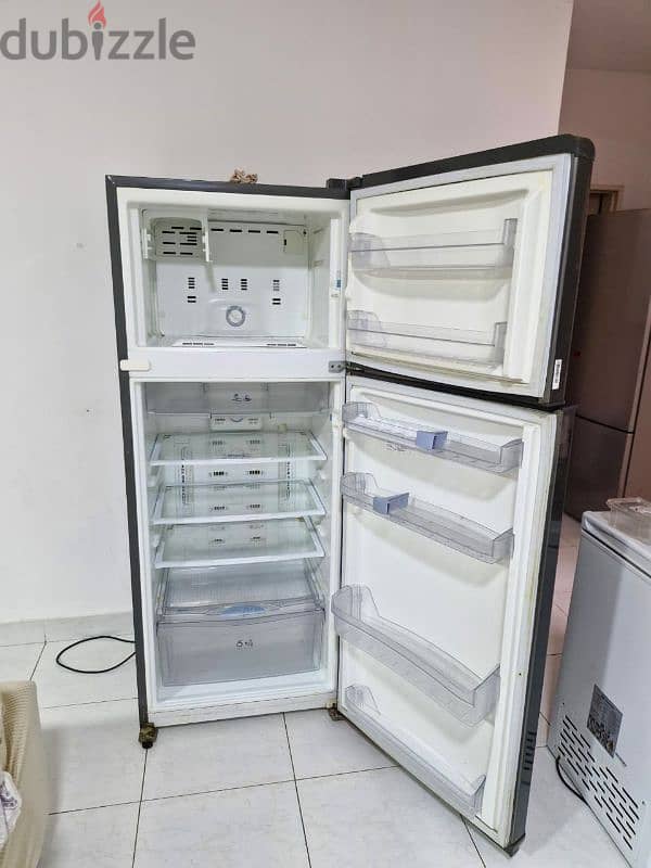 Refrigerator in good working condition 1