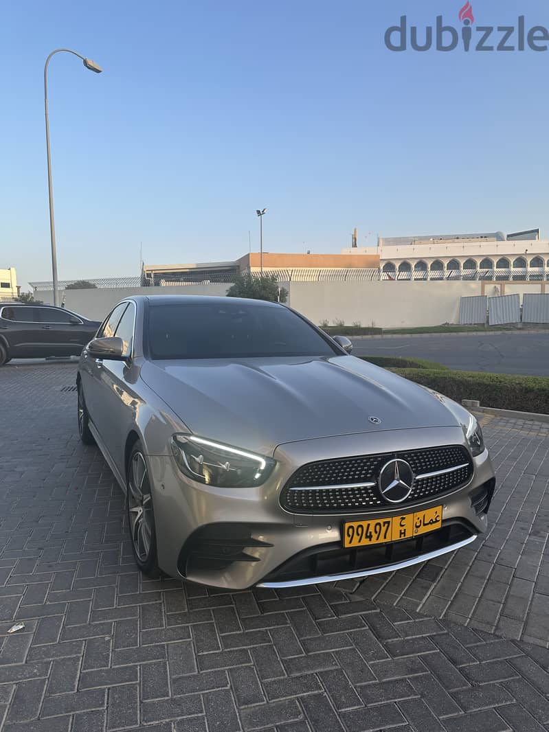 Mercedes-Benz E300 2022 Full option 0