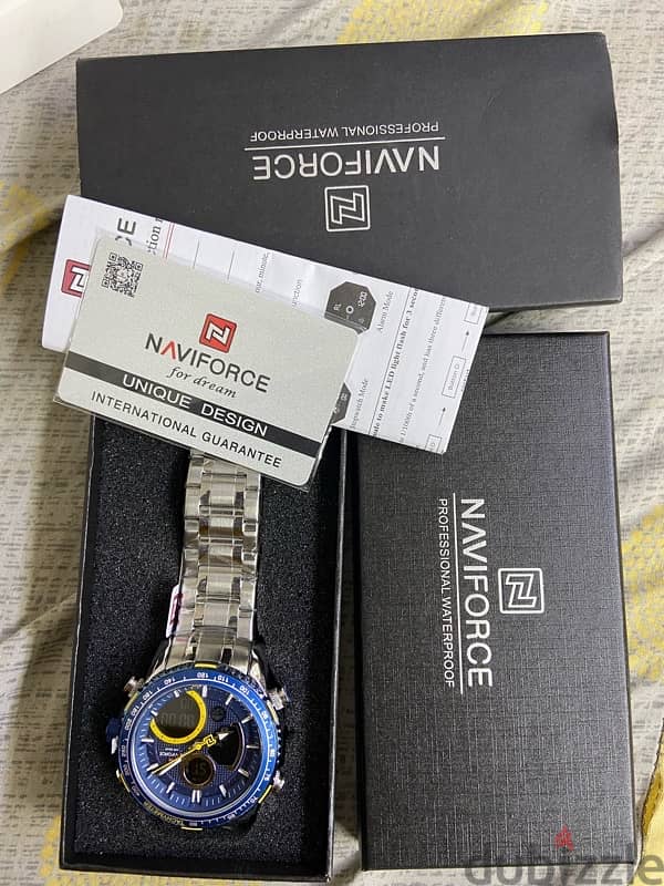 Naviforce multifunction watch new 0