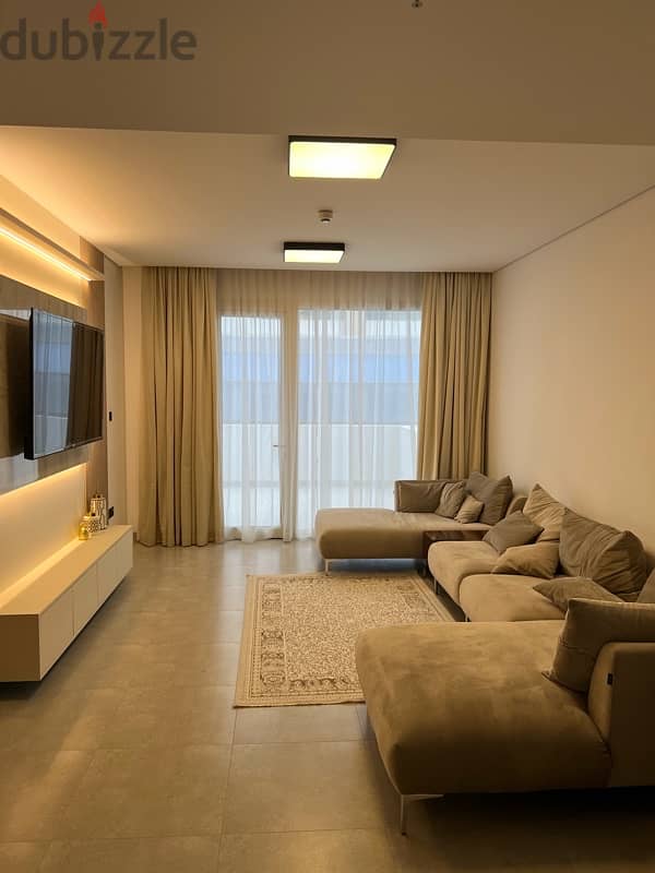 Luxury Apartment in Muscat Hills for rent 2