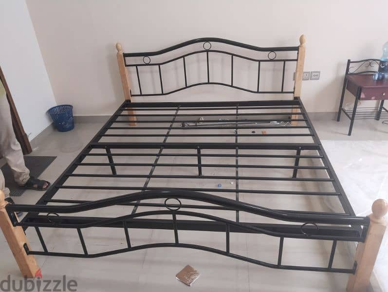 like new double bed & Mattress 2