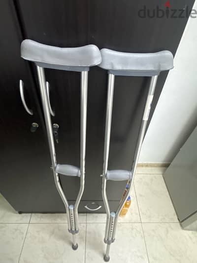 Aluminum adjustable Crutches Available