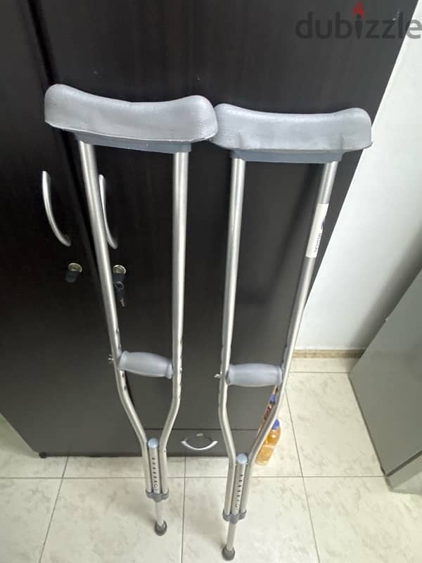 Aluminum adjustable Crutches Available 0