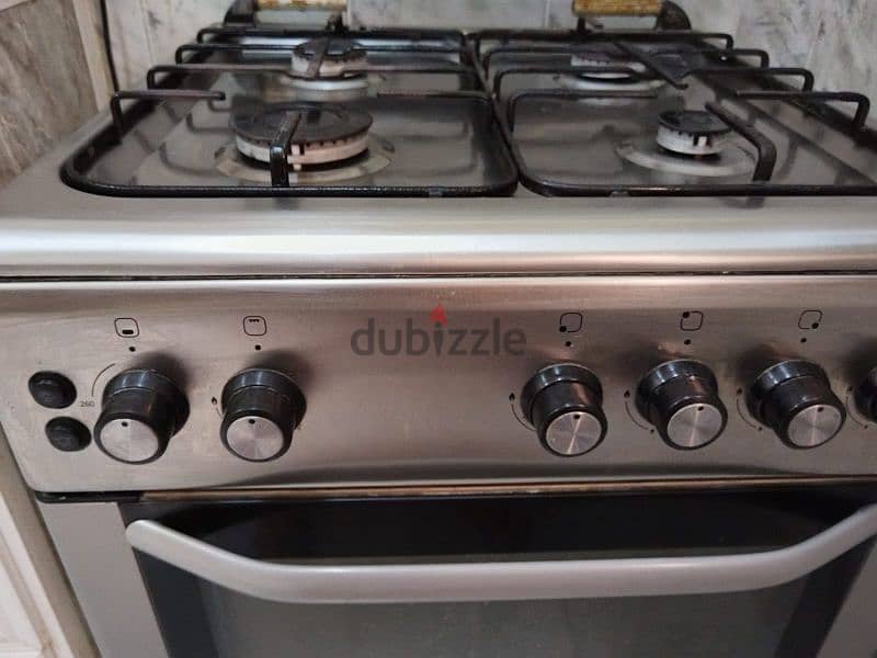 Cooking Range with Oven 1