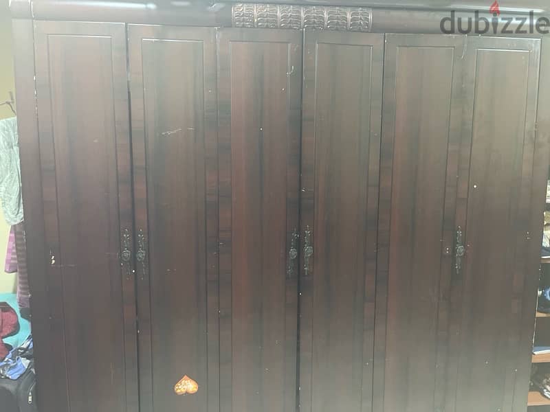 6 door wardrobe for sale 1