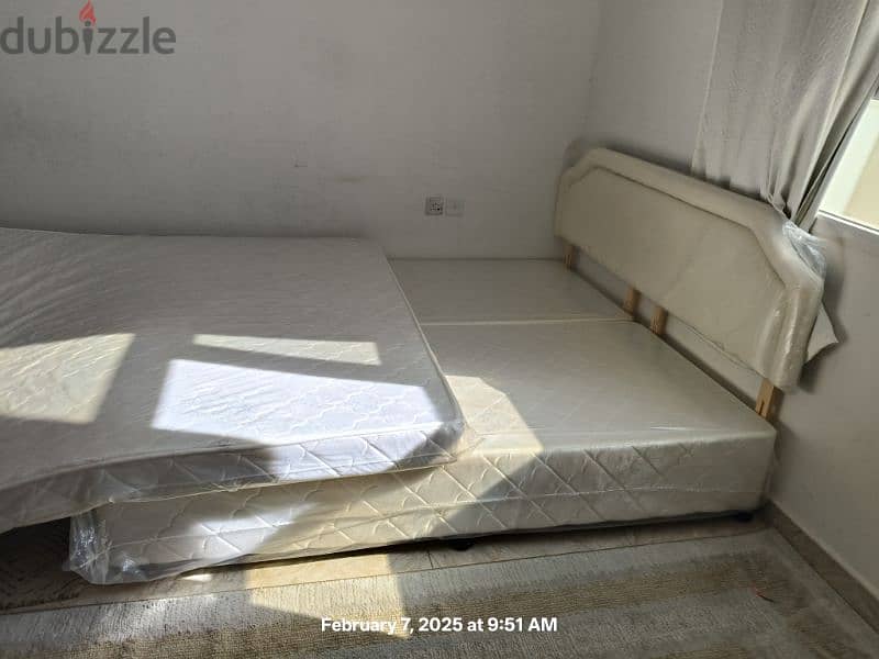 KING SIZE BED AND MATTRESS 2