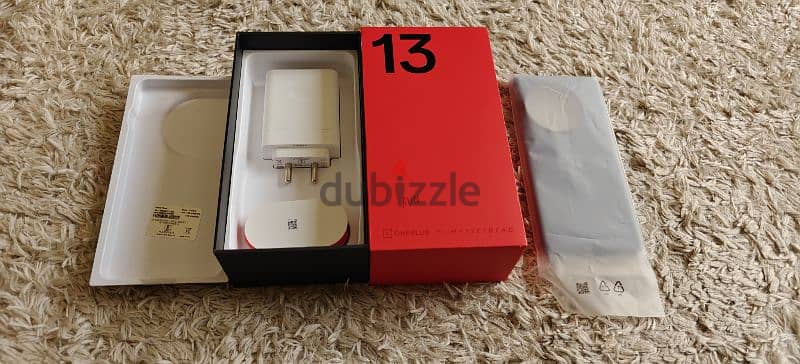 OnePlus 13-5G Dual Sim 256GB Global Version Brand New Just Box Opened 12