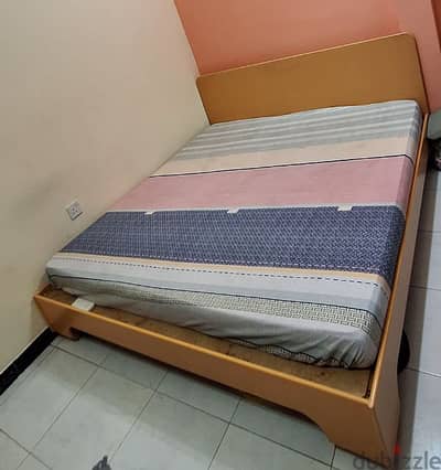 King Size Bed with Matress