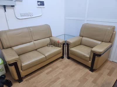 sofa 3 seater Good Conditions