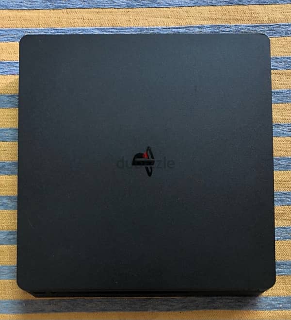 ps4 slim 500 gb in good condition 3