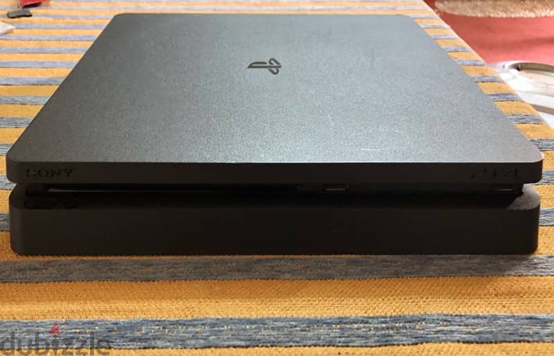 ps4 slim 500 gb in good condition 4