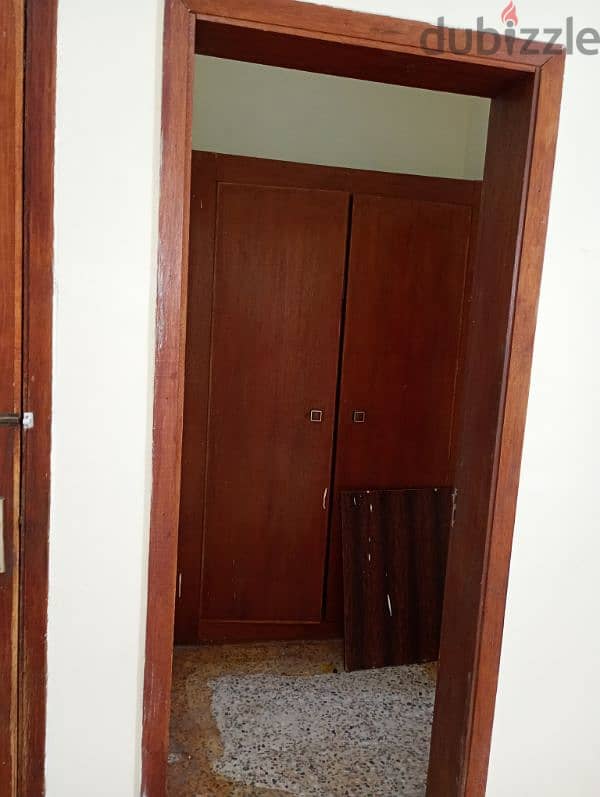 BECULARS Rooms for rent/ Bed space in Villa Alkhuwair with PARKING 2