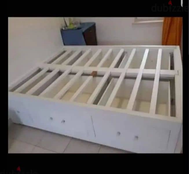 urgently sale۔bed in 6 Drawers۔70 OMR  contract۔ 7926 2005 0