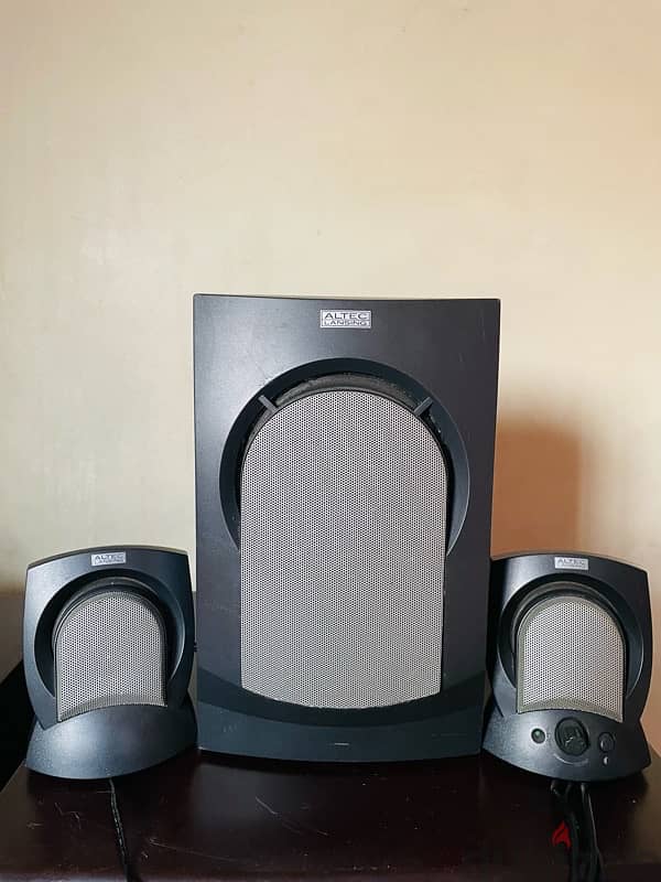 ALTEC LANSING 2.1 Pc Speaker 0