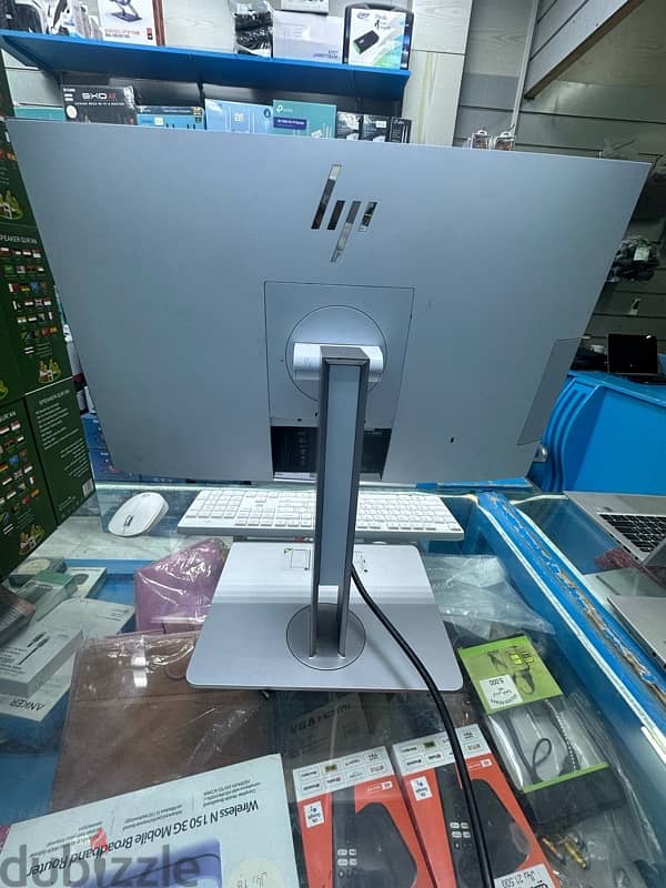 *HP EliteOne 800 G4 Touch* 1