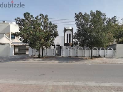 Villa in Al Hail South