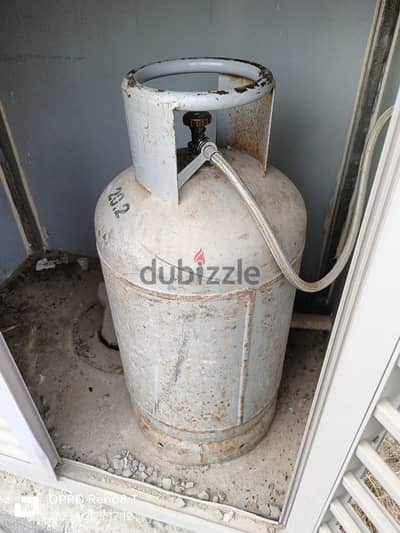 Cooking gas cylinder