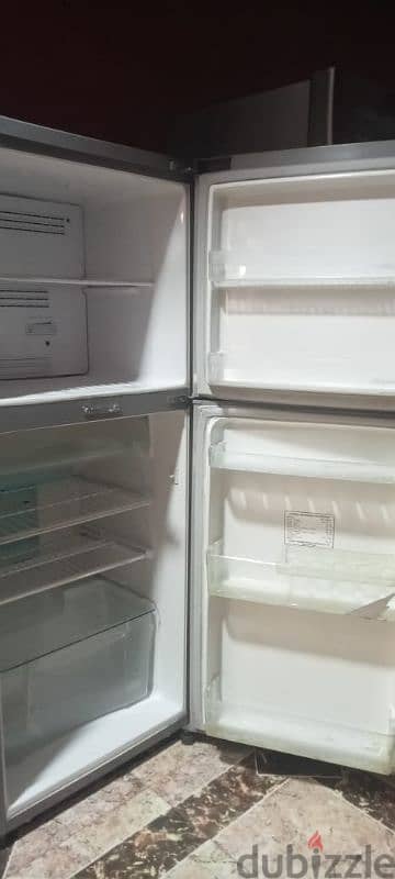 Clean refrigerator and excellent cooling 3